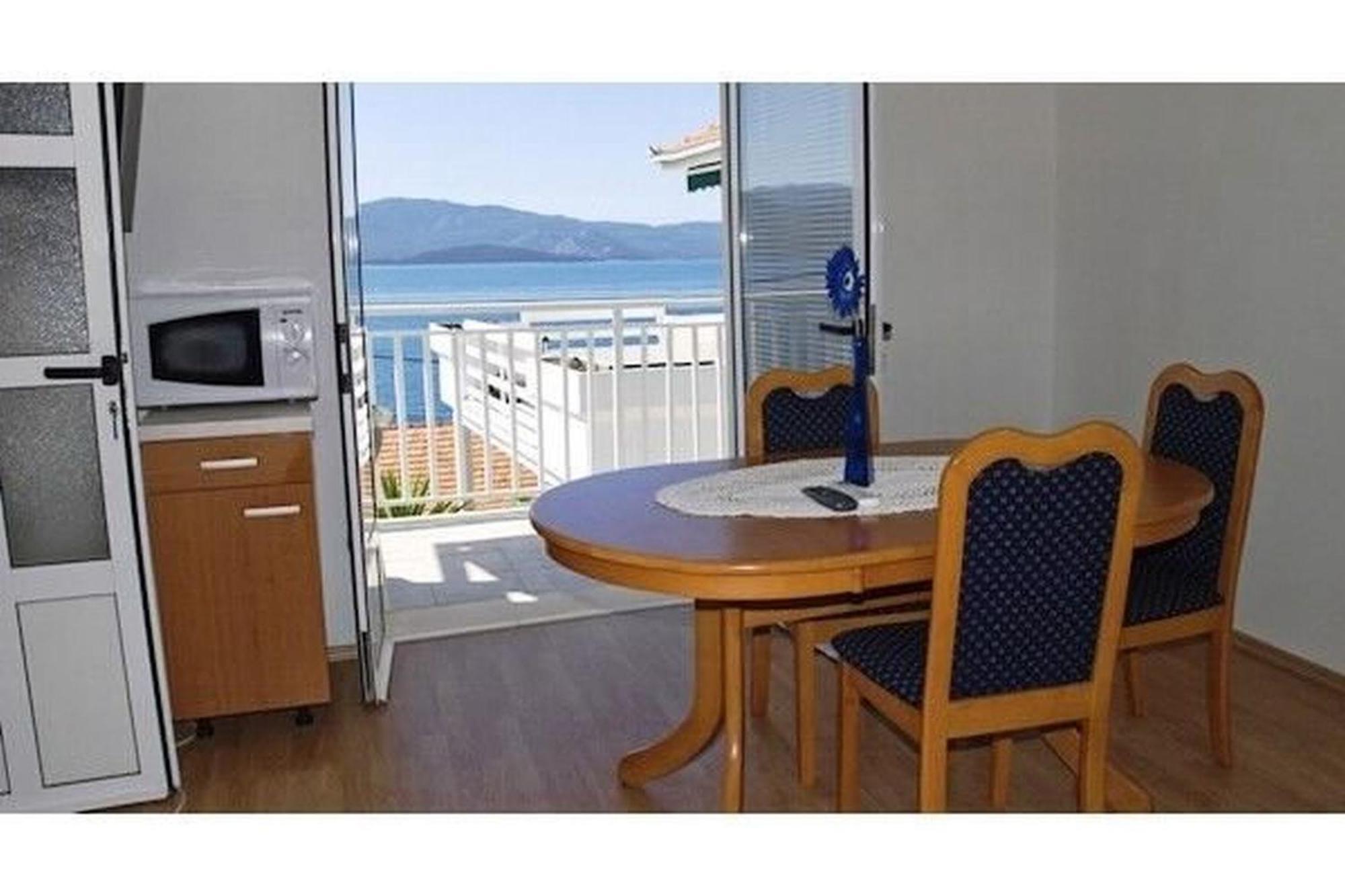 Apartments And Rooms Florijan Klek Εξωτερικό φωτογραφία