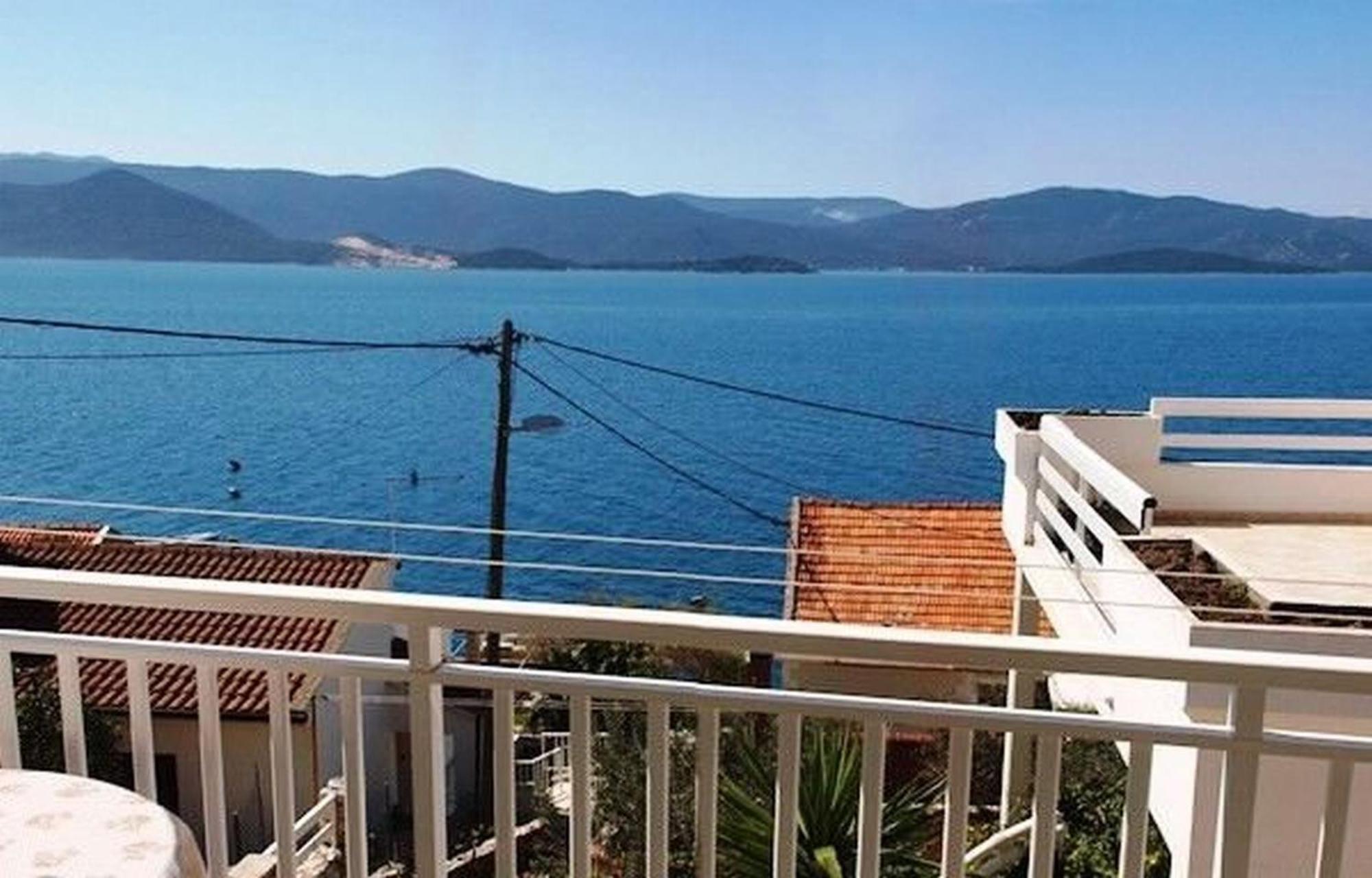 Apartments And Rooms Florijan Klek Εξωτερικό φωτογραφία